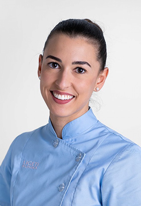 Dr. Greff Lívia