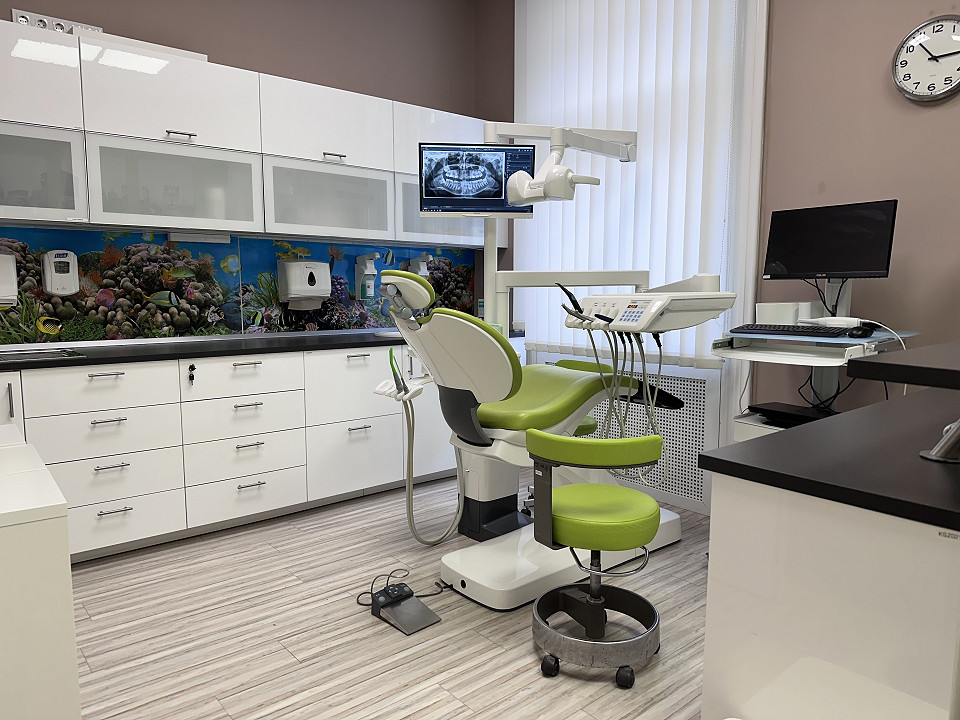 FogorvosKereső - Gáspár Dental Budapest, Dr. Gáspár Lajos