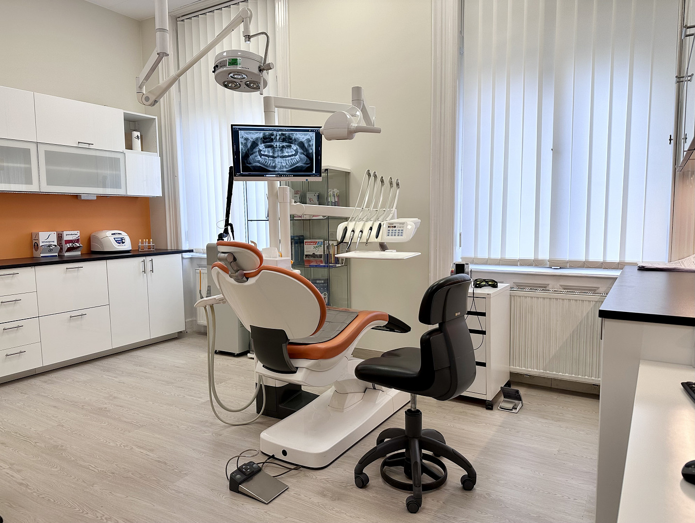 FogorvosKereső - Gáspár Dental Budapest, Dr. Gáspár Lajos