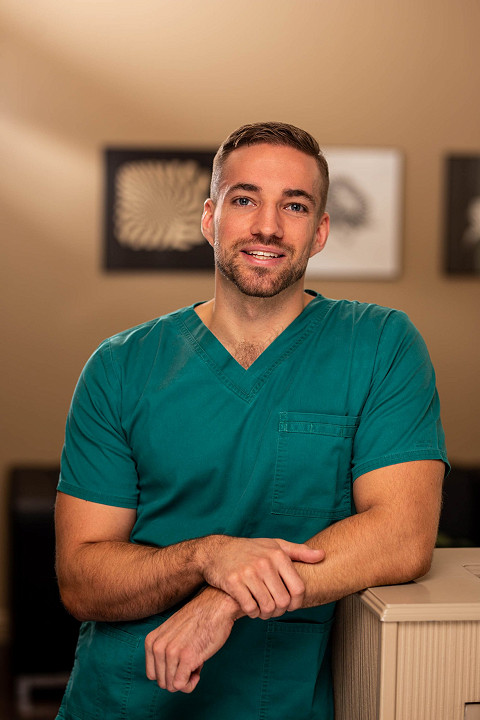Dr. Decker Roland