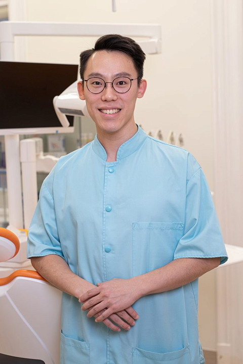 Dr. Huang Kuo-Ting