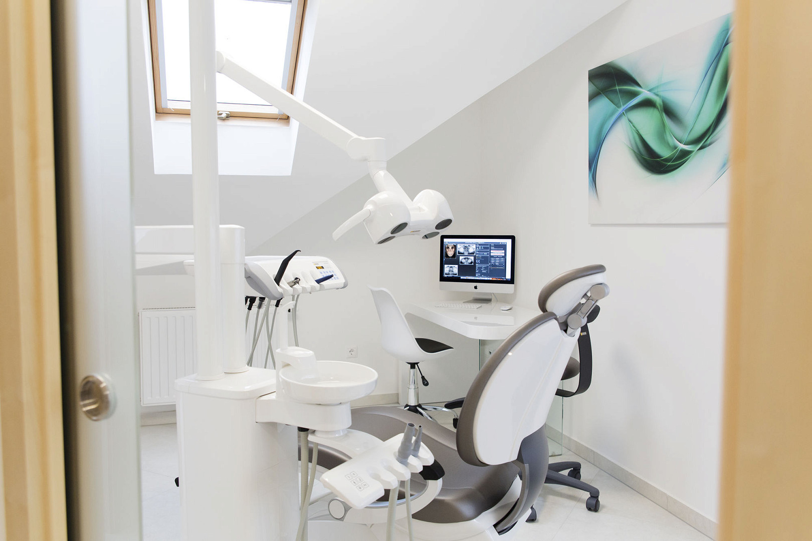 FogorvosKereső - DENTYS Fogászat Győr, DR. DUDÁS GERGELY