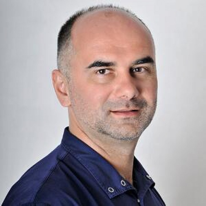 Dr. Gyuricza Péter