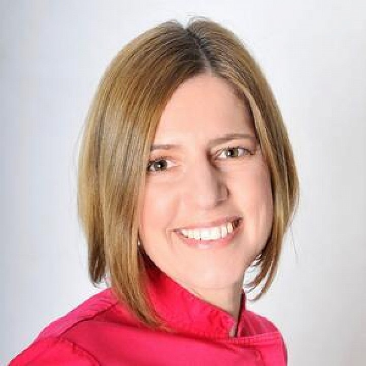 Dr. Török Adrienn