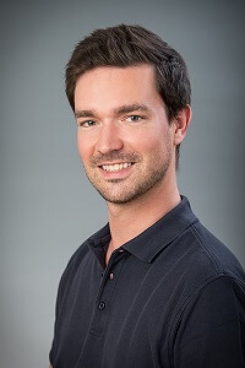 DR. TÓKA STEPHAN